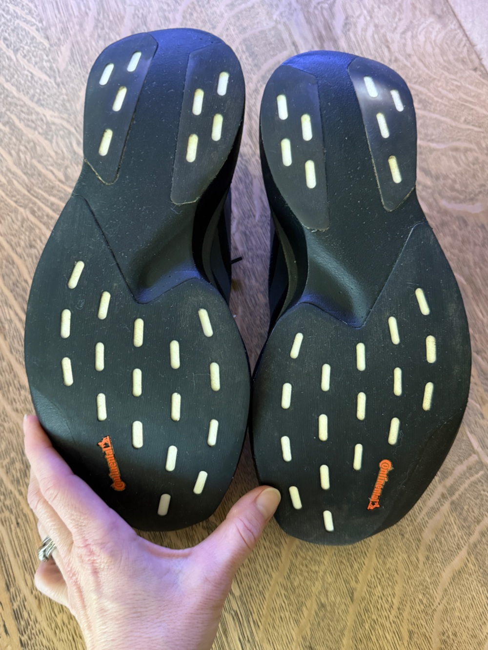 Adidas Adizero Evo SL - size 7.5 women’s

Core Black/Grey Four/Impact Orange - Picture 4 of 8